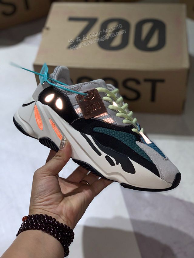Adidas鞋 阿迪達斯真標巴斯夫真爆 侃爺椰子700 Adidas椰子鞋 男女同款  hdx13267